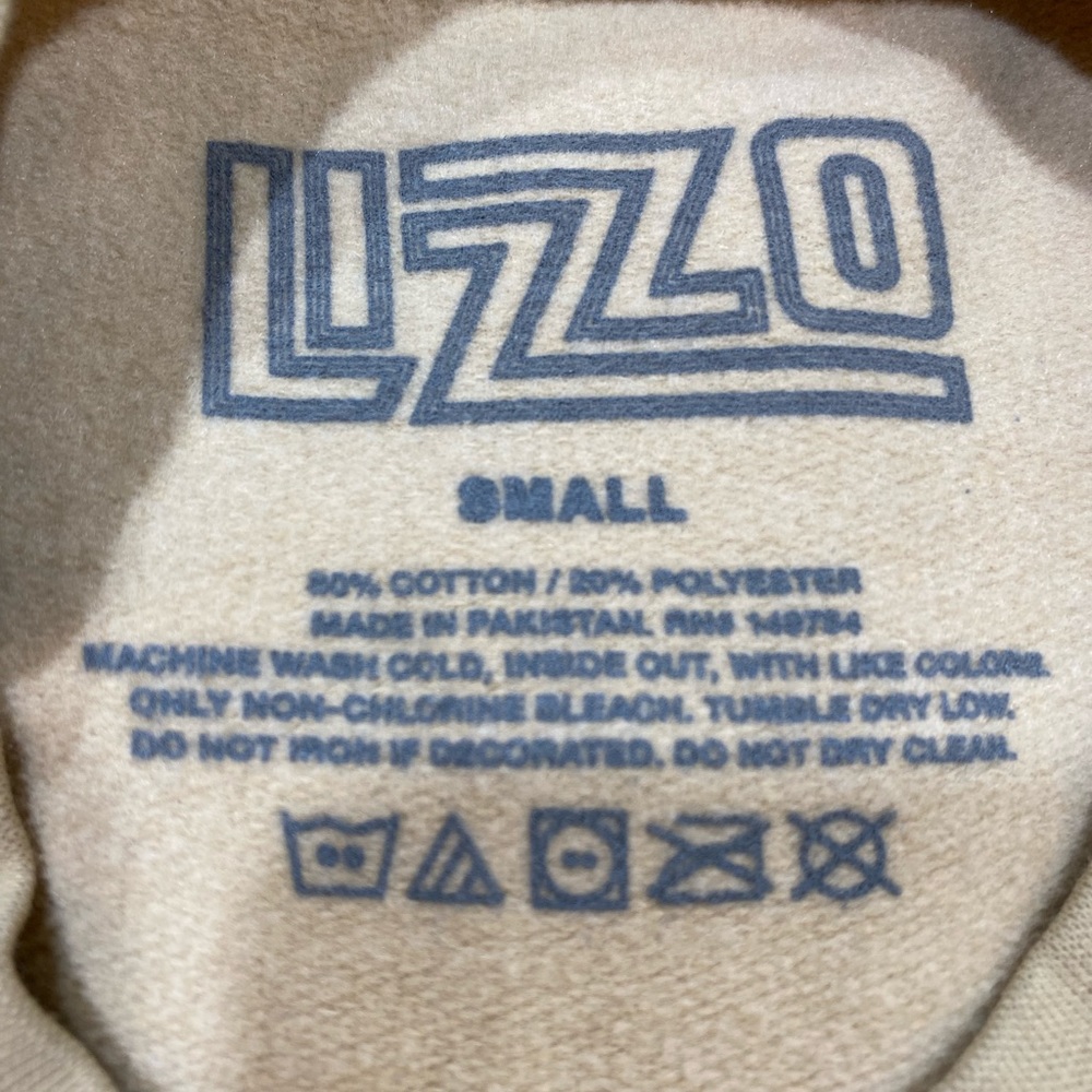 Lizzo Sasha Be Fluting Homecoming Crewneck Sweatshirt Small - Picture 3 of 4